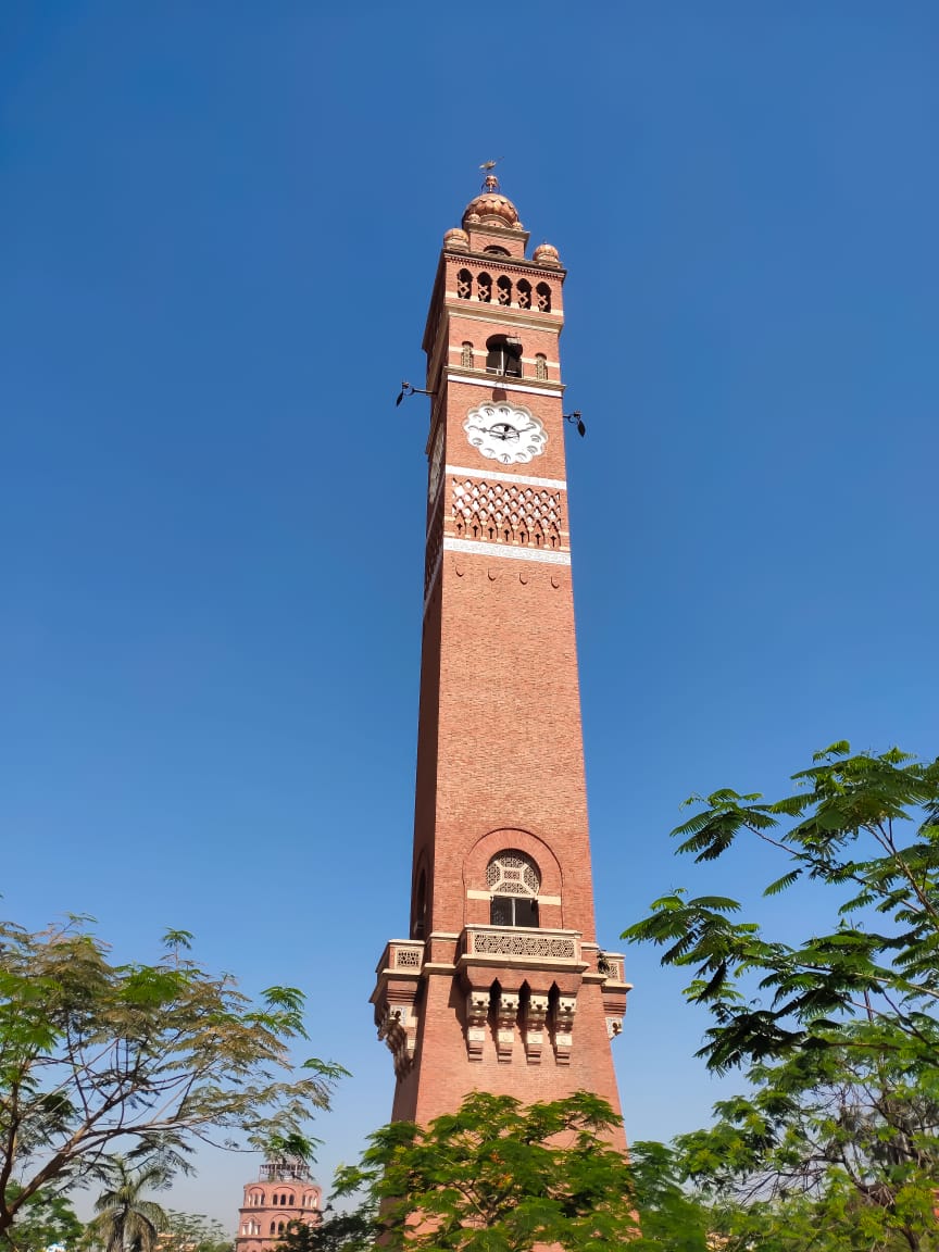 Explore The Imposing Historical Places In Lucknow (2022) » Expresvu